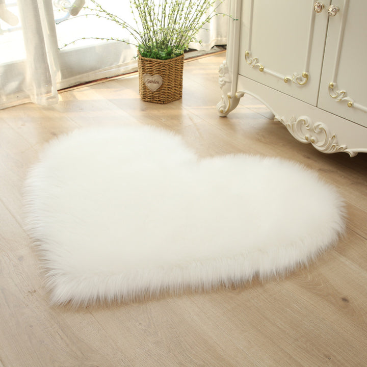 Heart Shaped Fluffy Shaggy Faux Fur Rug - 1pc Plush Carpet for Living Room Bedroom Sofa - 50*60cm/19.68*23.62in Area Mat