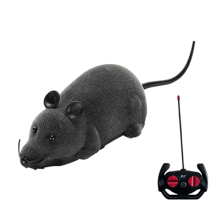 Remote-Controlled Squeaky Mouse Toy for Cats & Dogs - Durable Plastic, Ideal for Small Breeds (Batteries Not Included)