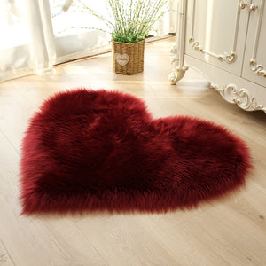 Tapis en fausse fourrure shaggy moelleux en forme de cœur - 1 pièce de tapis en peluche pour salon, chambre, canapé - 50*60cm/19,68*23,62in Tapis de zone