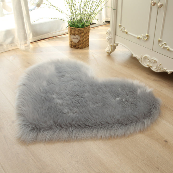 Heart Shaped Fluffy Shaggy Faux Fur Rug - 1pc Plush Carpet for Living Room Bedroom Sofa - 50*60cm/19.68*23.62in Area Mat