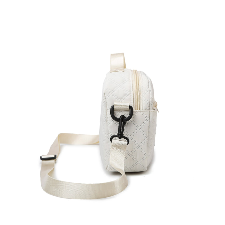 Large Capacity Water-Resistant Travel Duffle Bag - Fashionable Polyester Gym Yoga Tote with Adjustable Strap, Zipper Closure, Polyester Lining - Hand Washable