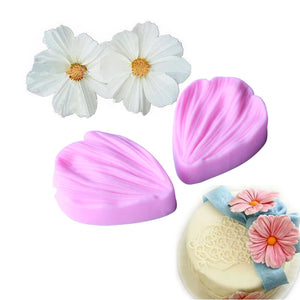 Daisy Flower Petals Embossed Chocolate Fondant Cake Mold Food Grade Silicone Soap Mold Kitchen Baking Cake Decorating Tools