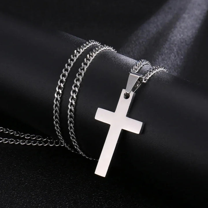 Trendy Stainless Steel Cross Pendant Necklace, Unisex Link Chain Design, Cool Punk Hip Hop Jewelry Gift for Boys and Girls.
