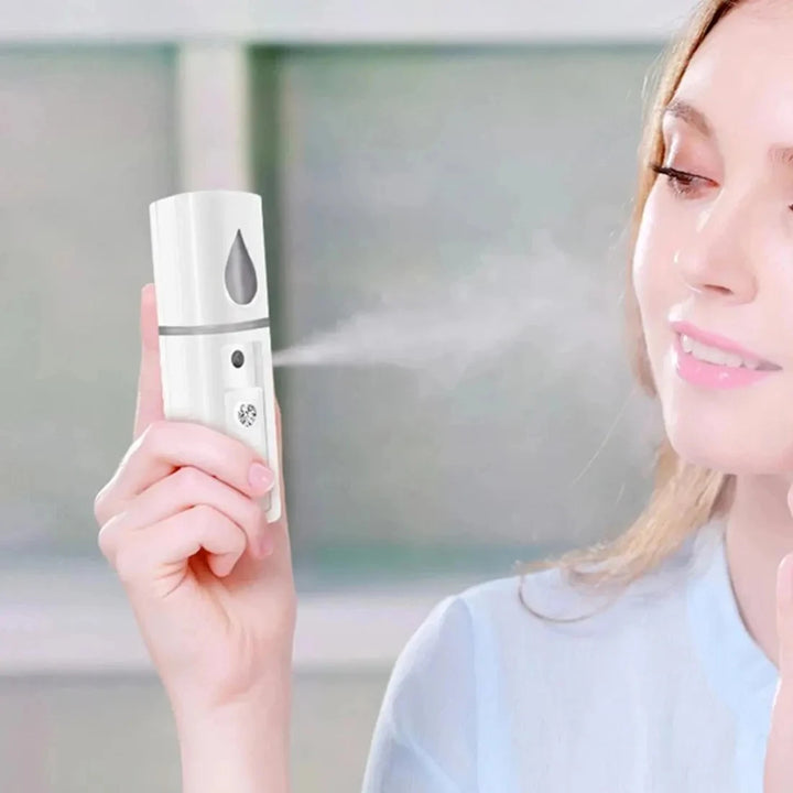 20ml USB Rechargeable Nano Facial Sprayer, Handheld Face Steamer & Humidifier for On-The-Go Hydrating Skin Care