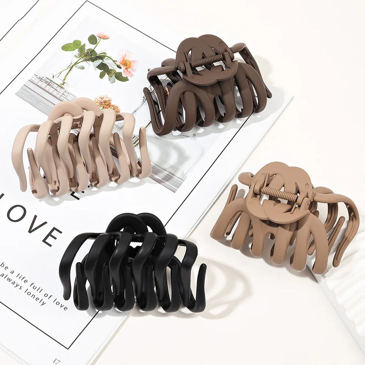 Large Girl Hair Claws Black Acrylic Hairpins Barrette Crab Hair Clips Transparent Women Hair Accessories Korean Headwear Styling