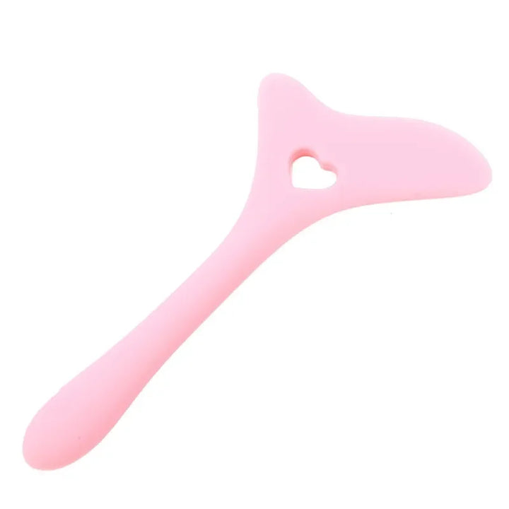 Wholesale Multi-functional Eyeliner Stencil Wing Tips Silicone Eyeliner Aid Drawing Lipstick Wearing Aid Reusable Makeup Tools