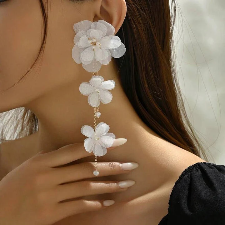 White Fabric Flower Drop Earrings For Women Gold Plating Chain Long Tassel Faceted Acrylic Beads Dangle Earrings Trendy Jewelry